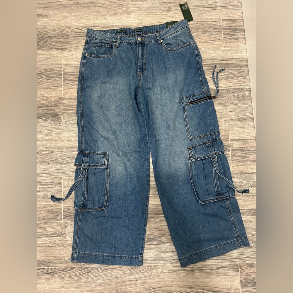 NWT Wild Fable Cargo Women Jeans Size 16